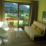 Olympia Latschach ober dem Faakersee